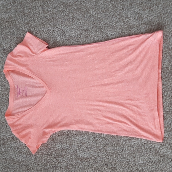 American Eagle V Neck - Picture 1 of 3